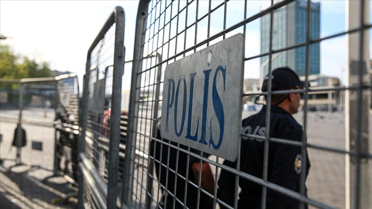istanbulda bazi ilcelerde toplanti ve gosteri yuruyusu gibi eylemler yasaklandi 5AJhXgeh.jpg