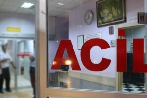 KYK yurdunda 50 öğrenci zehirlenme şüphesiyle hastaneye kaldırıldı kyk yurdunda 50 ogrenci zehirlenme suphesiyle hastaneye kaldirildi UgHvh6Xl.jpg