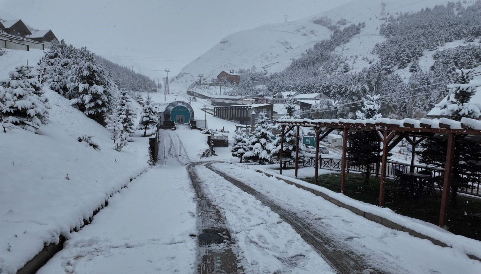 palandoken beyaza burundu TPLdMeC5.jpg